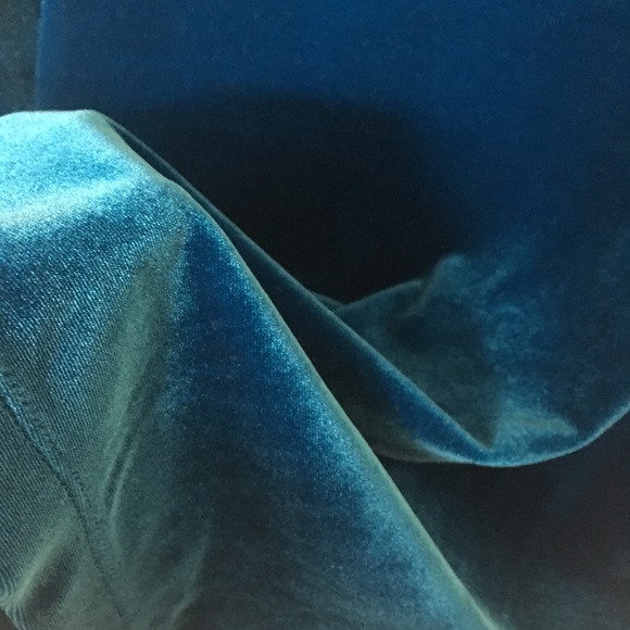 ✨Stunning✨Velvet Peacock Blue Tank Top💙Petite XL - Picture 5 of 8